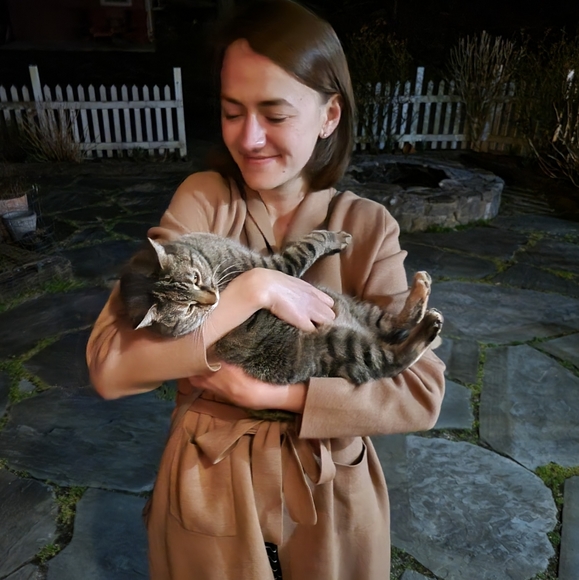 Meet your Posher, Giulianna - Picture 2 of 4